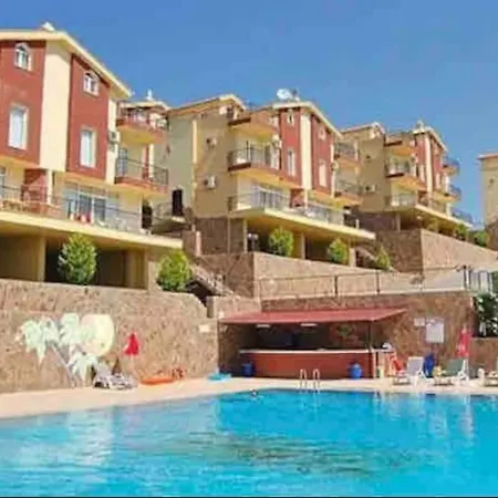 Kismideniz Manzarali Havuzlu Ferienhaus Kusadası